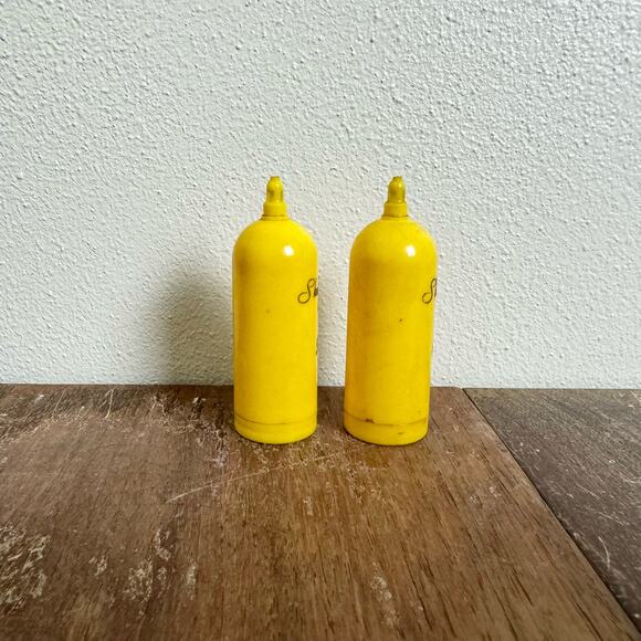 Vintage Yellow Skelgas Propane Advertising Salt & Pepper Shakers - Picture 3 of 5